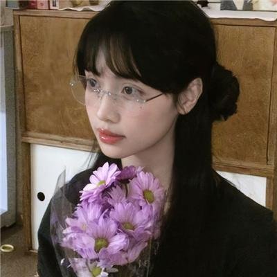 再见少女团电影海报
